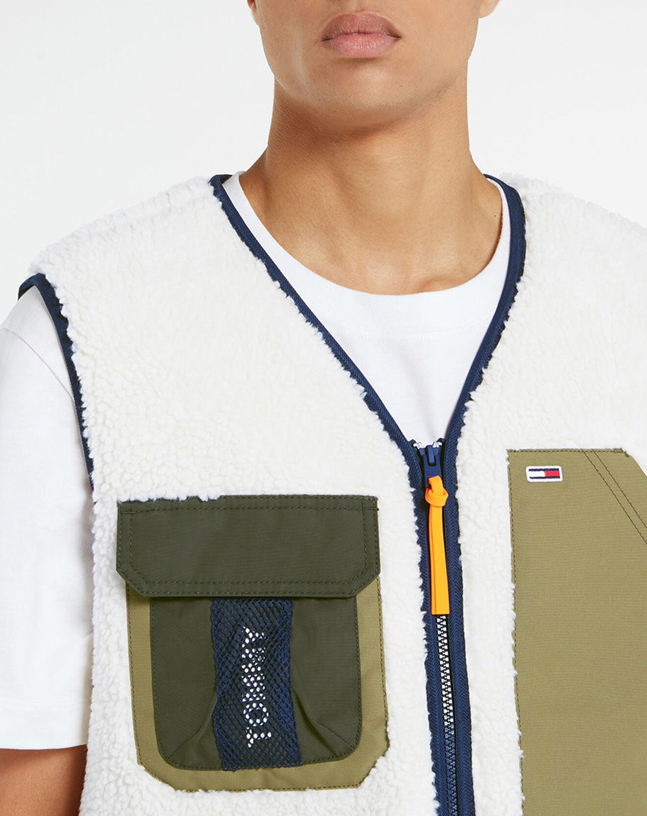 Tommy Jeans Blouson Sherpa blanc/kaki