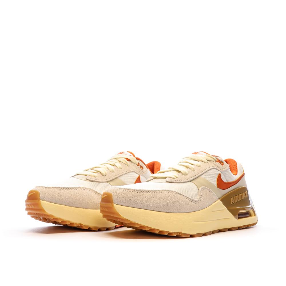 Nike Baskets Beige/Orange Femme Nike Air Max SYSTM