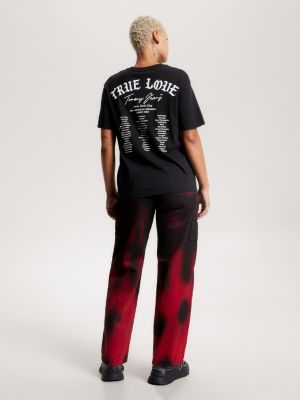 Camiseta Relaxed com Logo Gráfico nas Costas