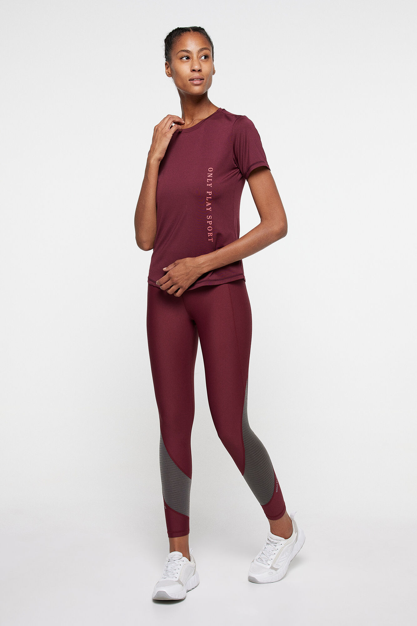 Leggings com detalhes refletivos
