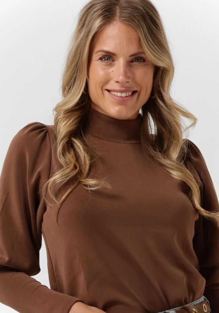MY ESSENTIAL WARDROBE bruine my essential wardrobe trui elle ls puff blouse