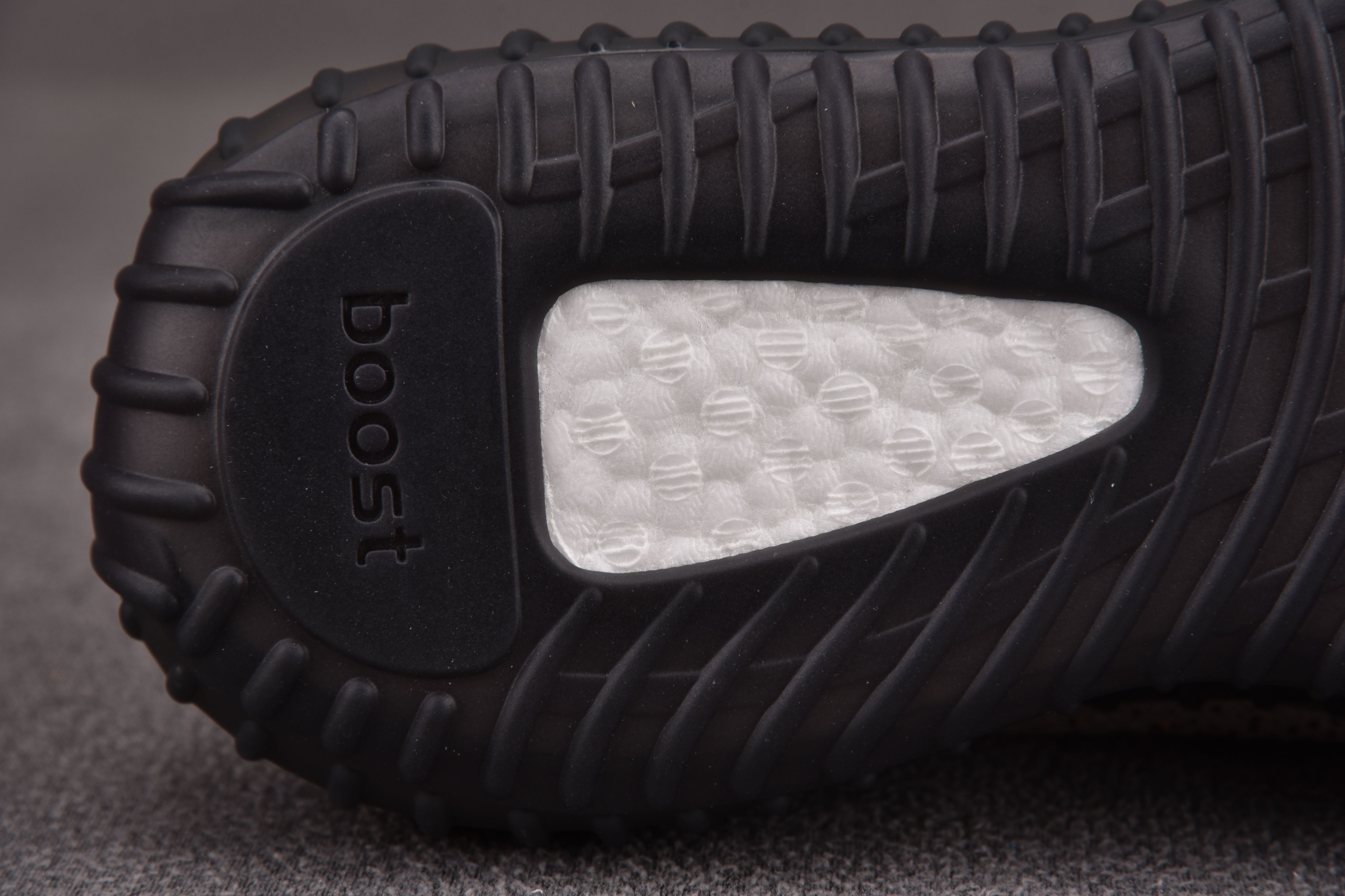 adidas Yeezy Boost 350 V2 Dark Beluga