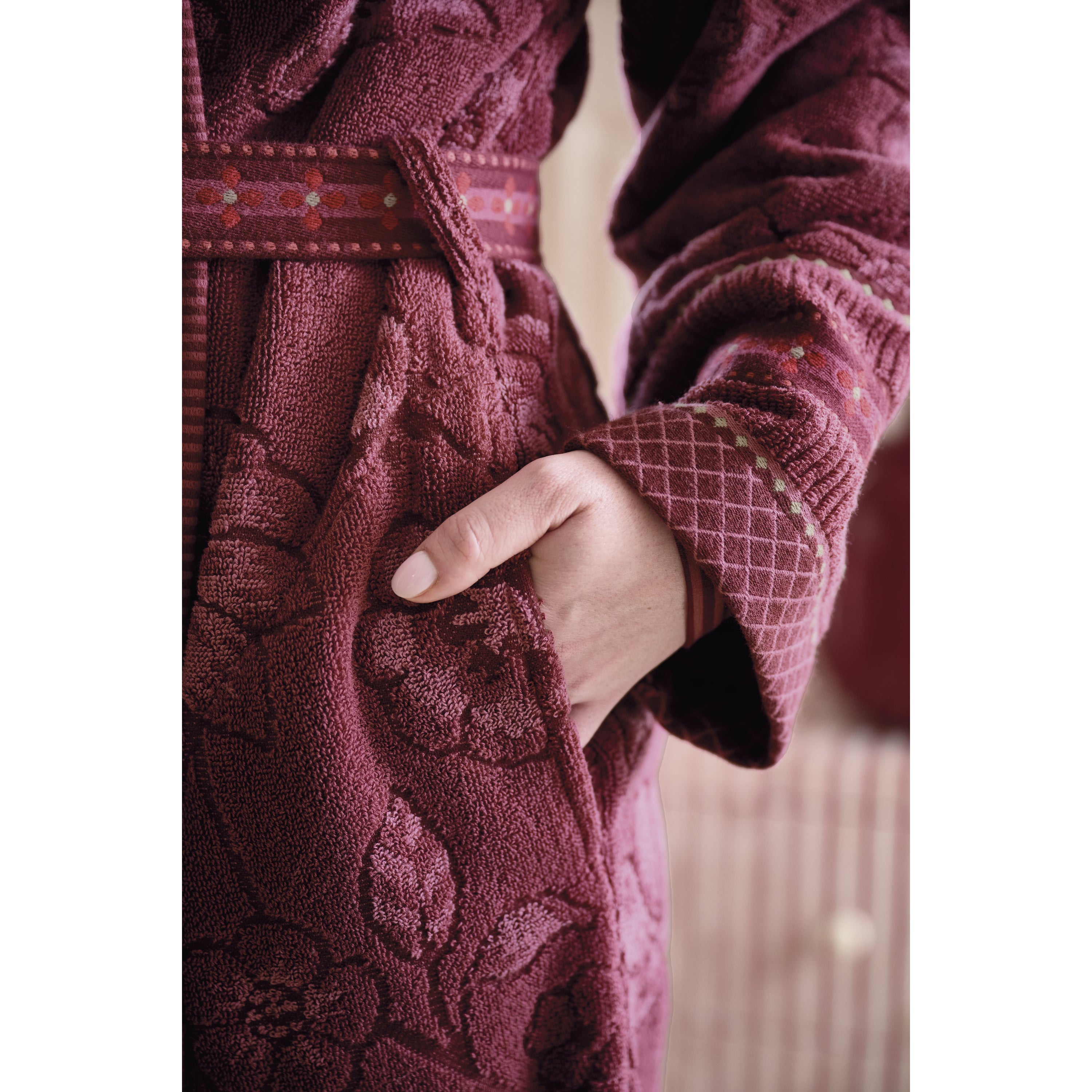 Pip Studio Jasmin Jacquard Badjas - Donker Roze - M