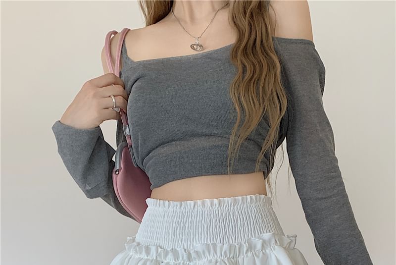 Miss Kekeli - Hoge taille, effen, geplooide mini-A-lijn rok