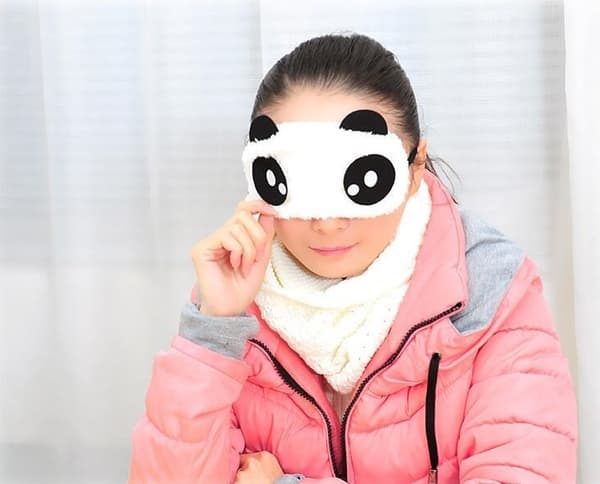 Uskyldig Panda, Fluffy Sovemaske for reiser og avslapping
