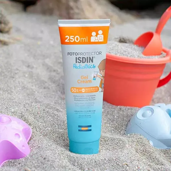 ISDIN Fotoprotector Gel Creme Pediátrico Protetor Solar Corporal FPS 50 250ml