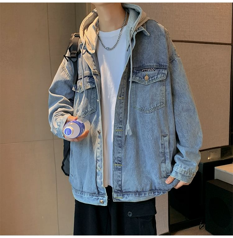 Whyessa - Oversized denim jack met afneembare capuchon en knoopsluiting