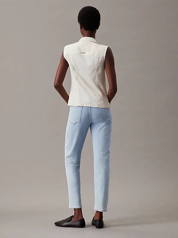 Calça jeans slim de cintura média