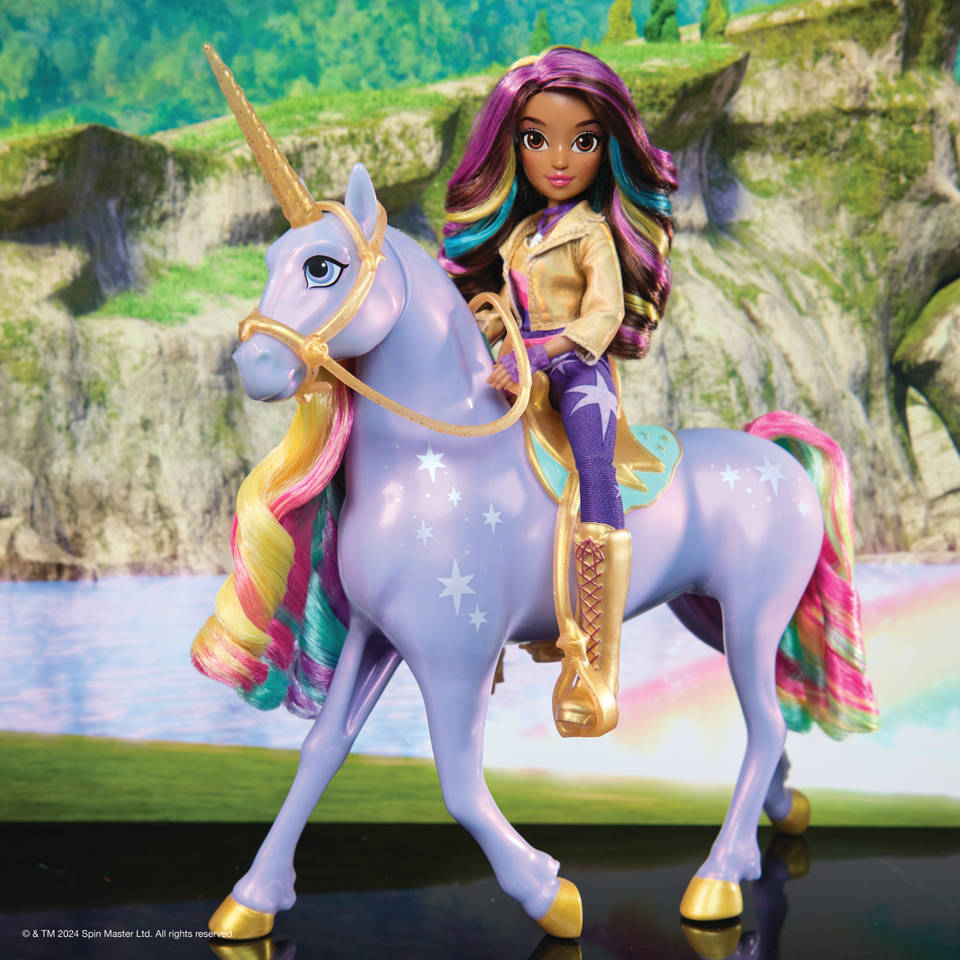 Unicorn Academy Sophia & Rainbow Light-up Wildstar speelset met licht en geluid