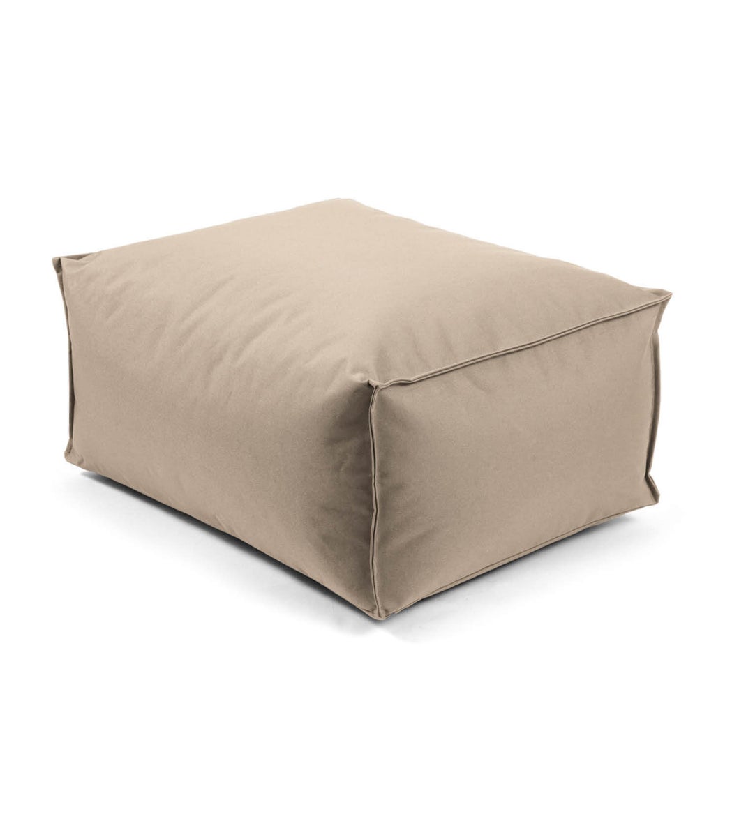 Buitenpoef of kruk 60x45cm in beige voor balkon en tuin 'The Calm One' vierkant vloerkussen, zitkubus, poef, voetenbankje en bijzettafel met EPS-korrelvulling, ook geschikt voor binnengebruik