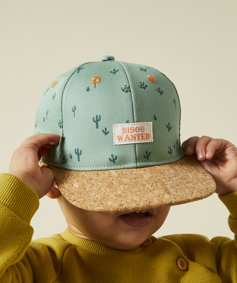 CASQUETTE GARÇON VERT AVEC CACTUS ET VISIÈRE EFFET LIÈGE