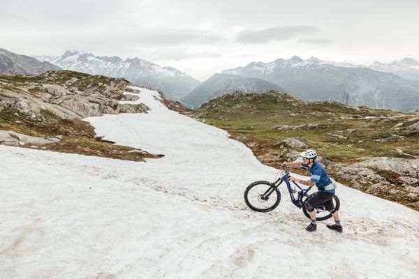 FUEL EXe 9.5 E-MTB Fully  hex blue  S