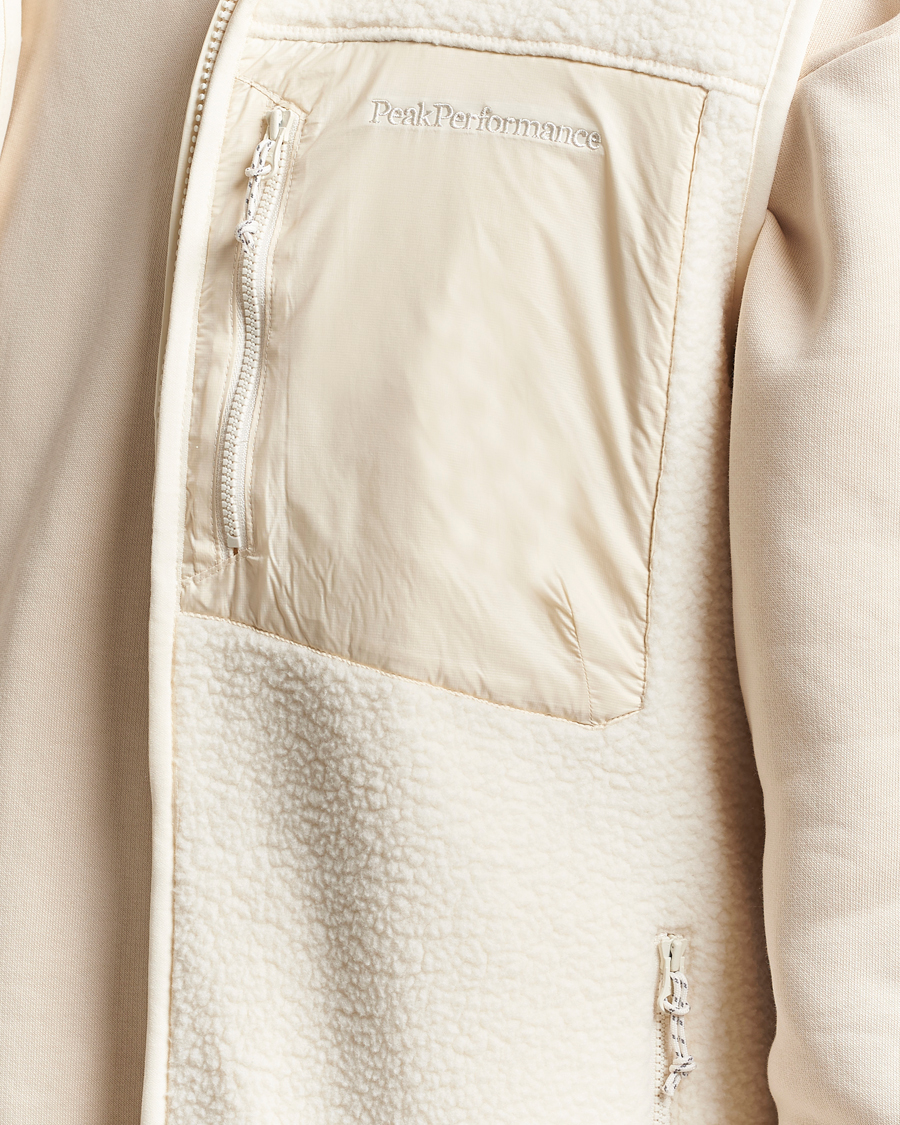 Peak Performance Pile Vest Vintage White