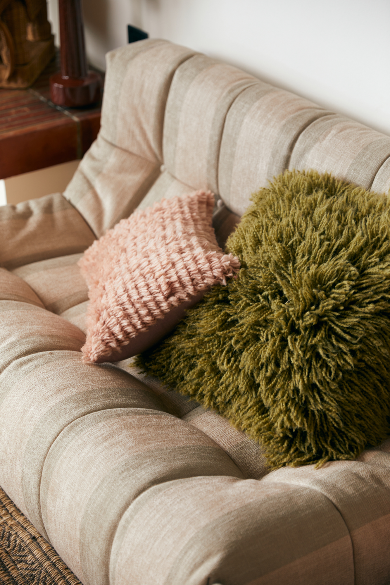 Sierkussen Fluffy blush 60x40 cm