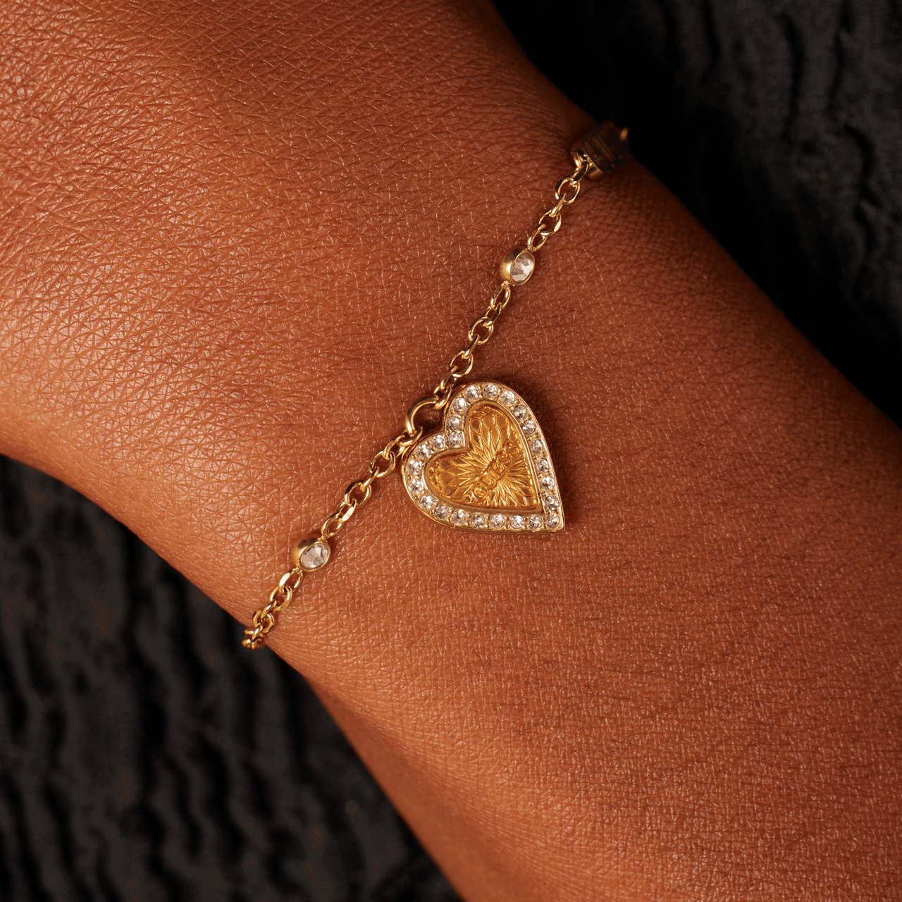 Guess stalen goldplated armband LOVE ME TENDER