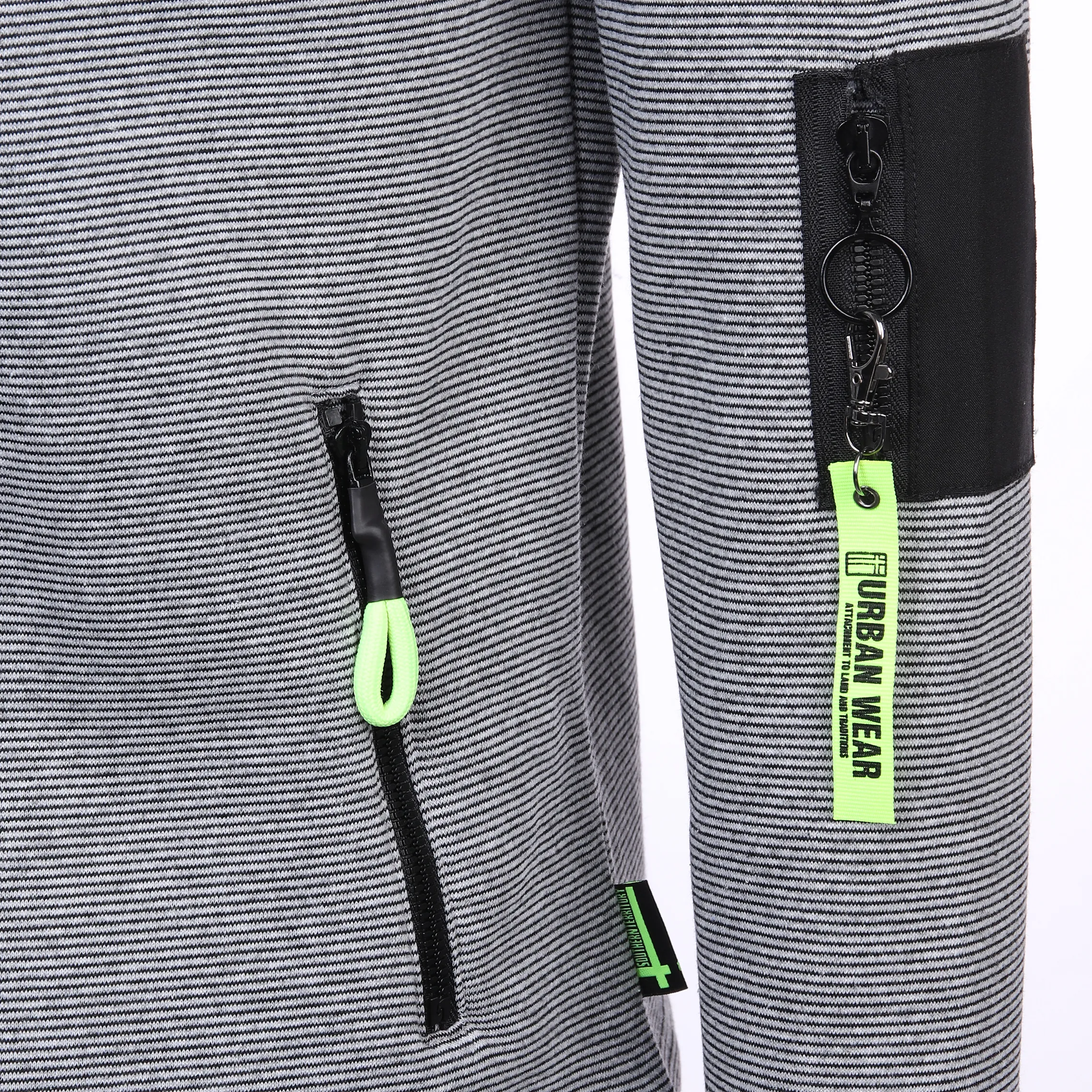 Herren Sweatjacke mit vielen Details