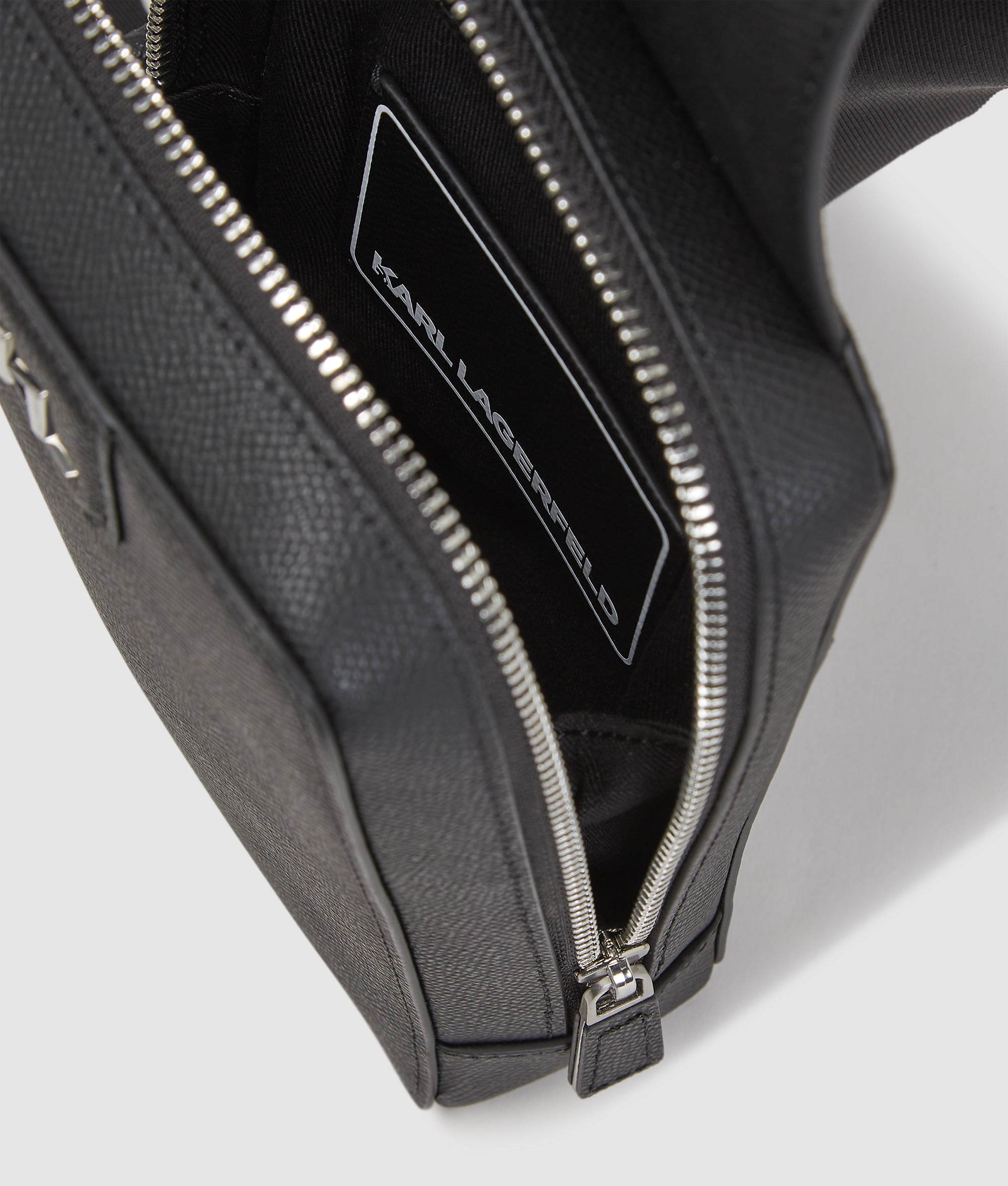 K/Monogram slingbag