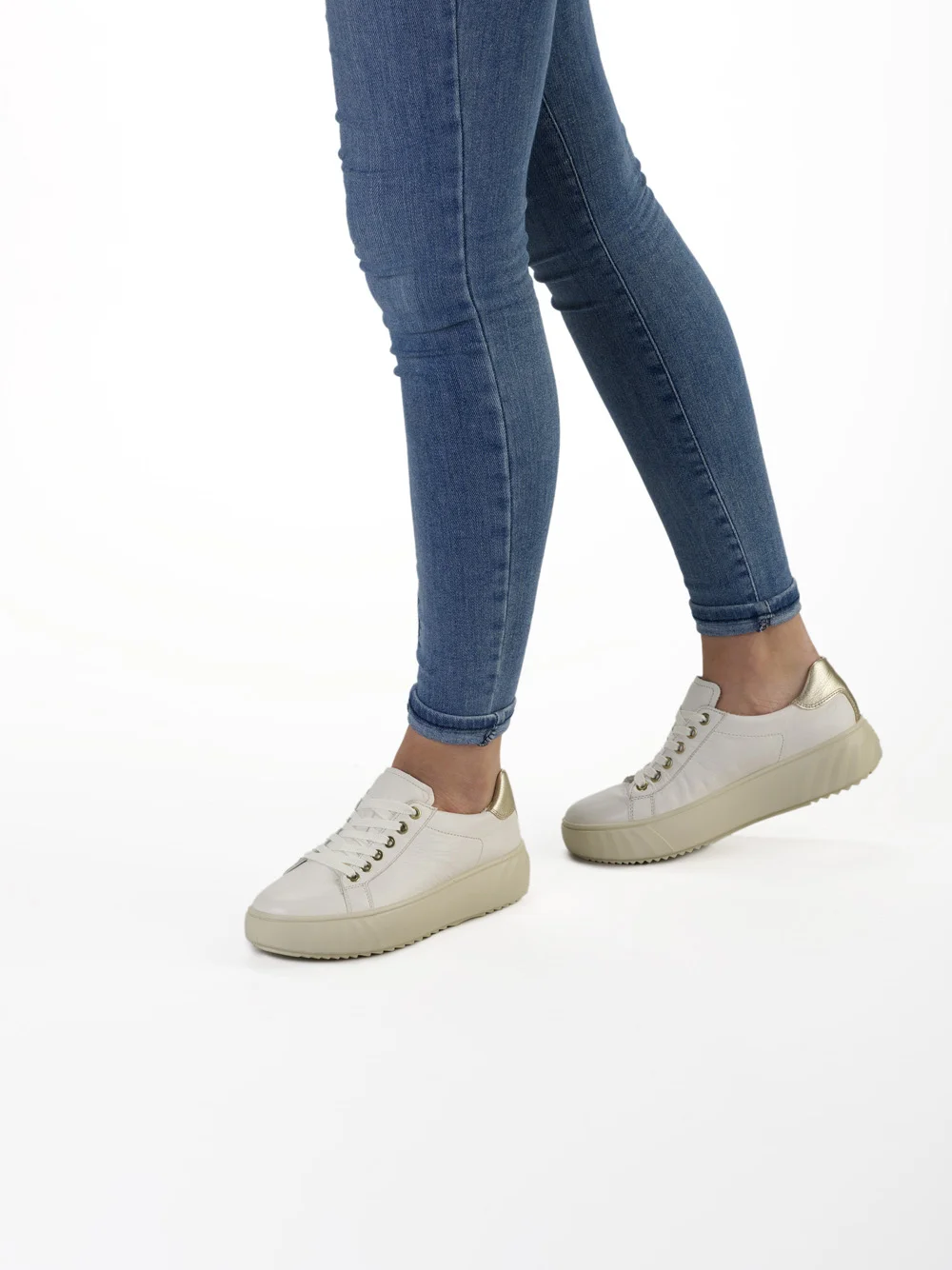 Sneaker Monaco cream platin