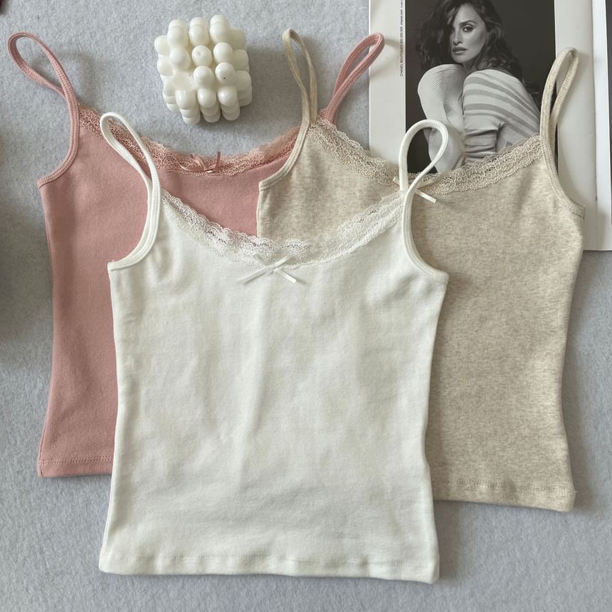 Rosehedge - Cami-top met effen strik en kant