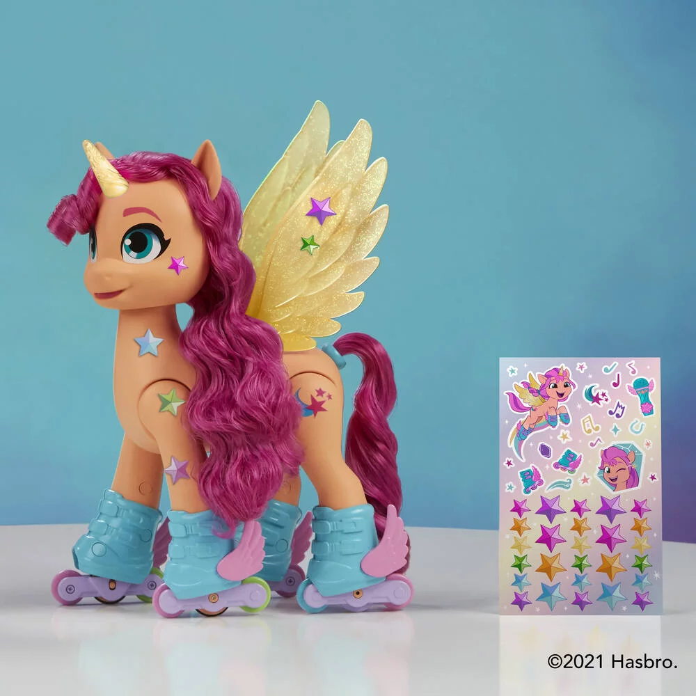 MY LITTLE PONY- SUNNY CHANTE EN ROLLERS