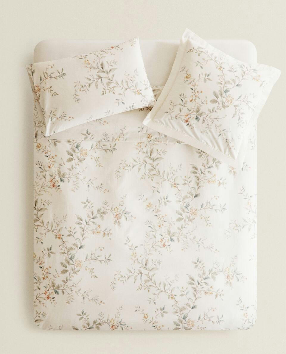 CAPA DE EDREDOM COM ESTAMPA FLORAL