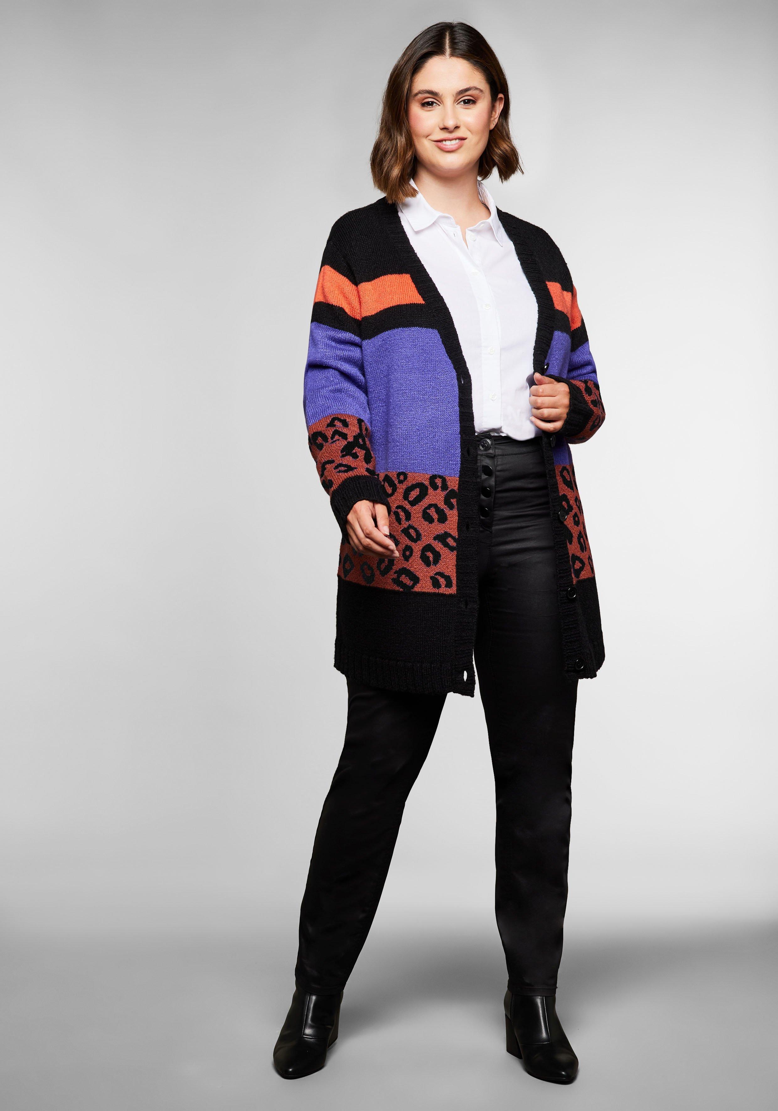 Strickjacke im Muster- und Farbmix