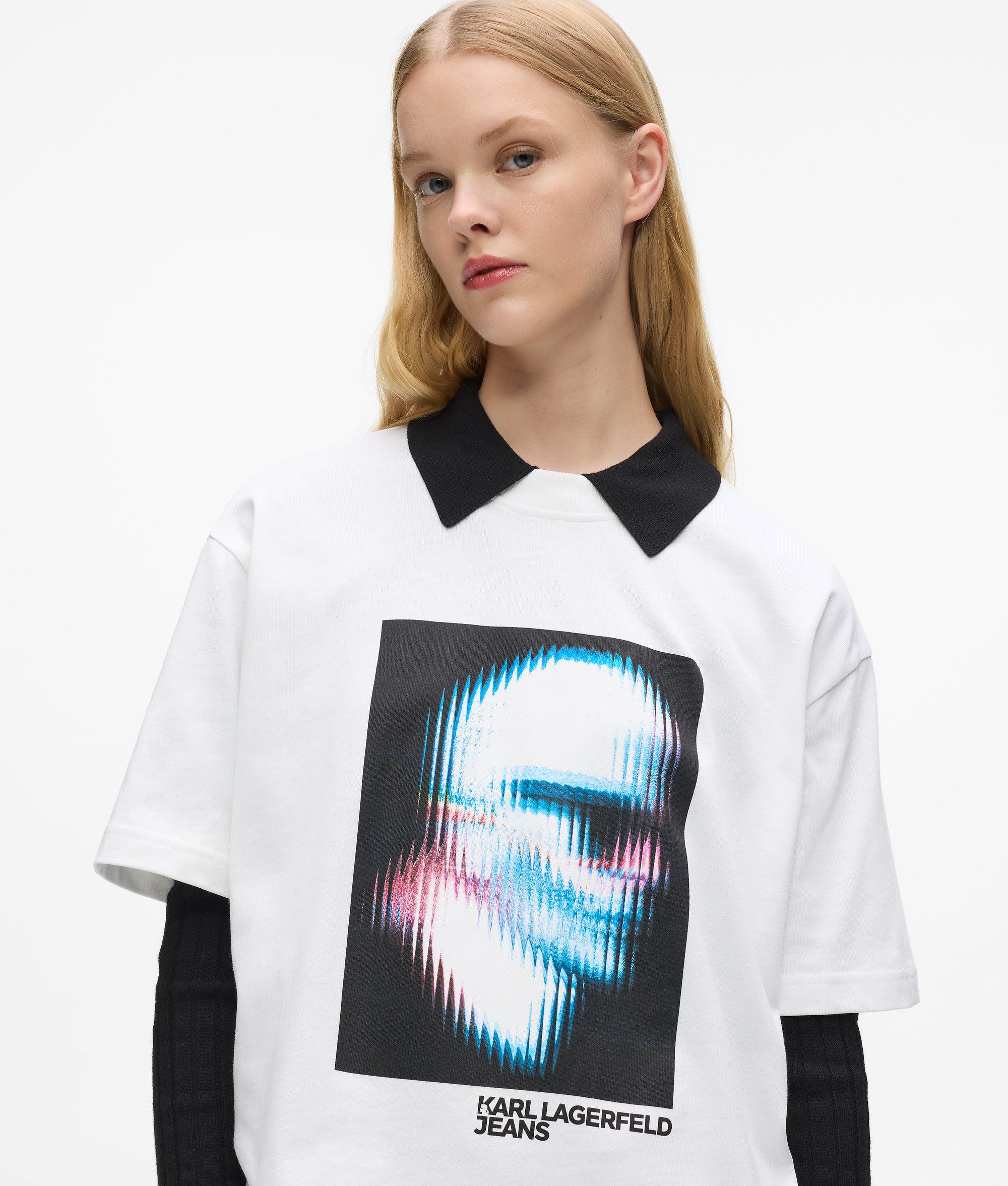 Gedigitaliseerd Karl T-shirt