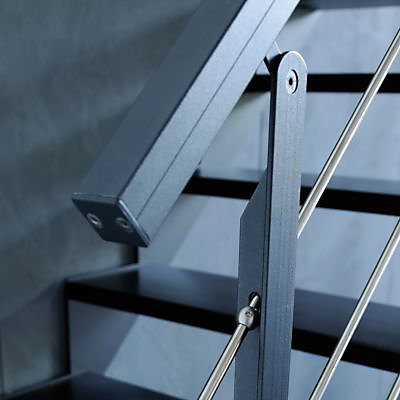 Pack balustrade Universo alu noir sablé Kordo 4 ml