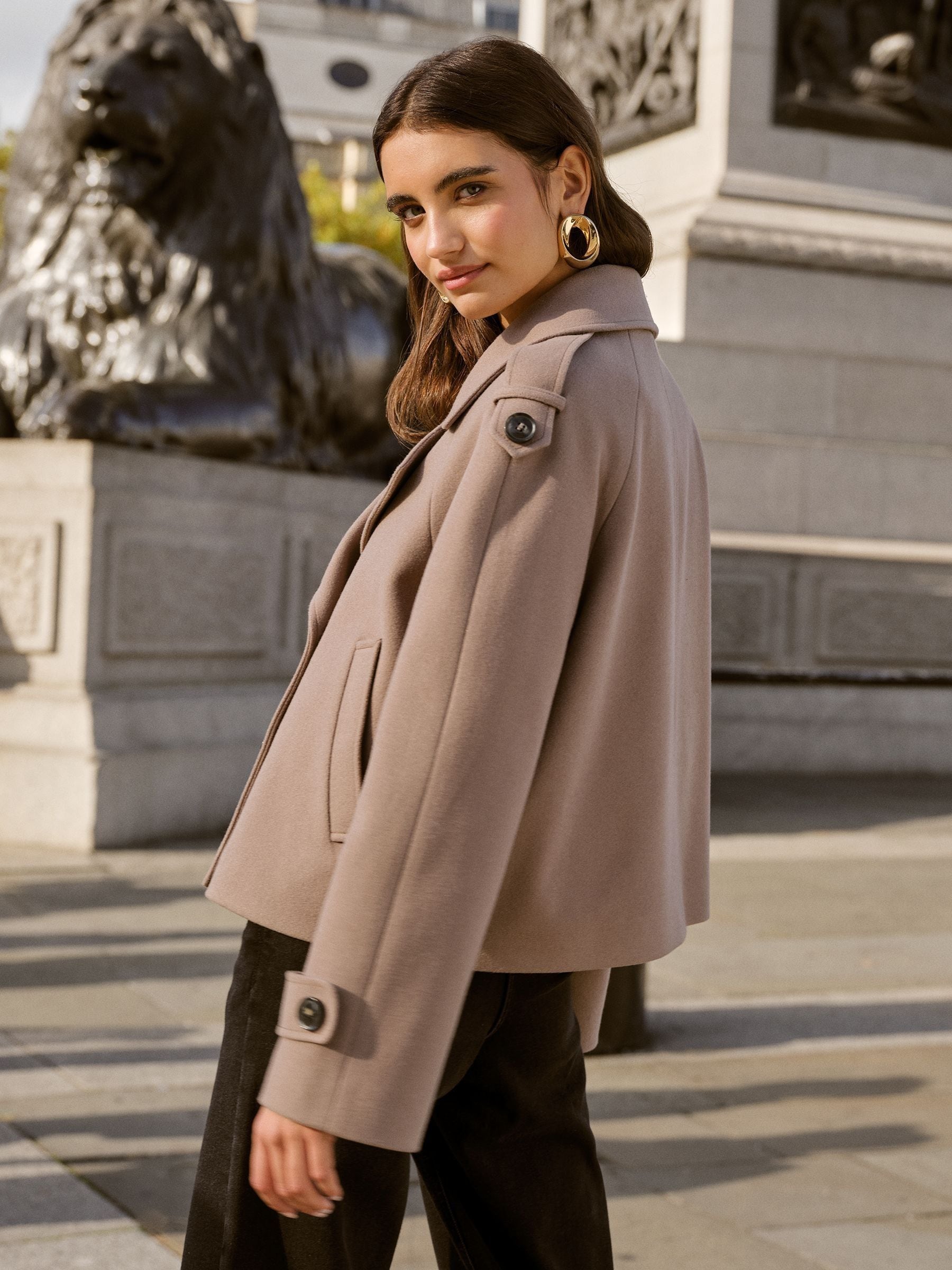 Friends Like These - Korte trenchcoat
