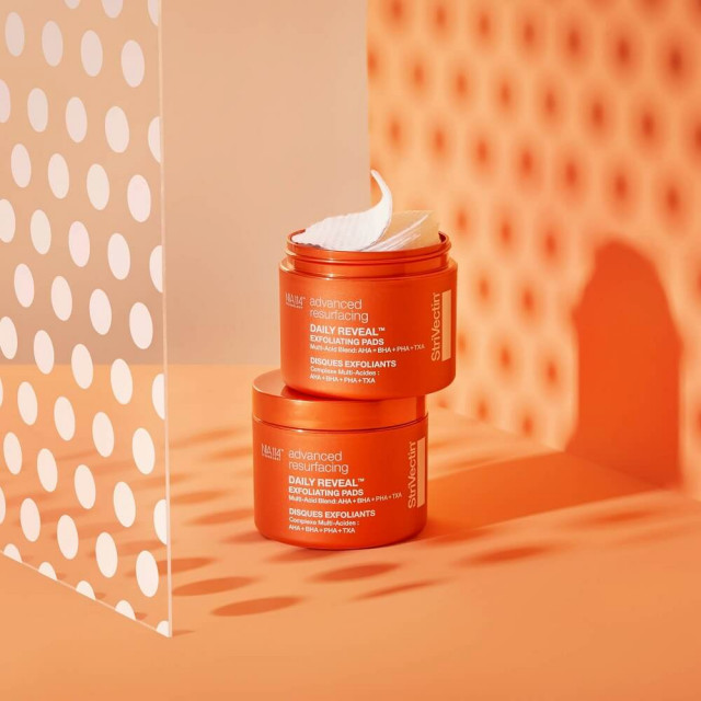 Advanced Resurfacing Daily Reveal STRIVECTIN