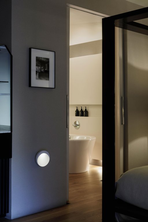 Vibia Dots 4665 wandlamp LED Ø17.5 Terra Red