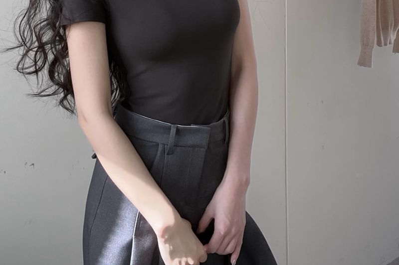 GANGER - T-shirt met korte mouwen en mockneck, effen