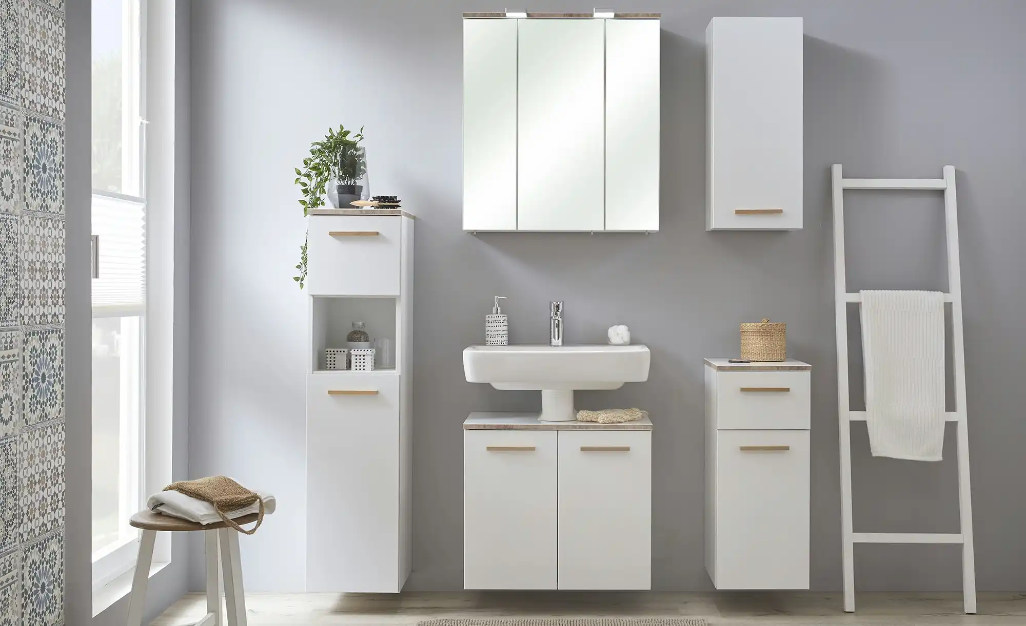 calmo2go Wandschrank Arianasee