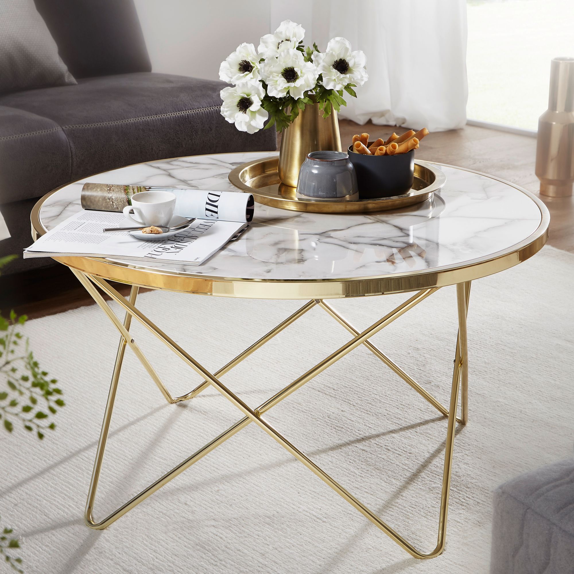 KADIMA DESIGN Marmor-Optik Couchtisch, filigranes Metallgestell in Gold, großer Wohnzimmertisch, pflegeleicht.