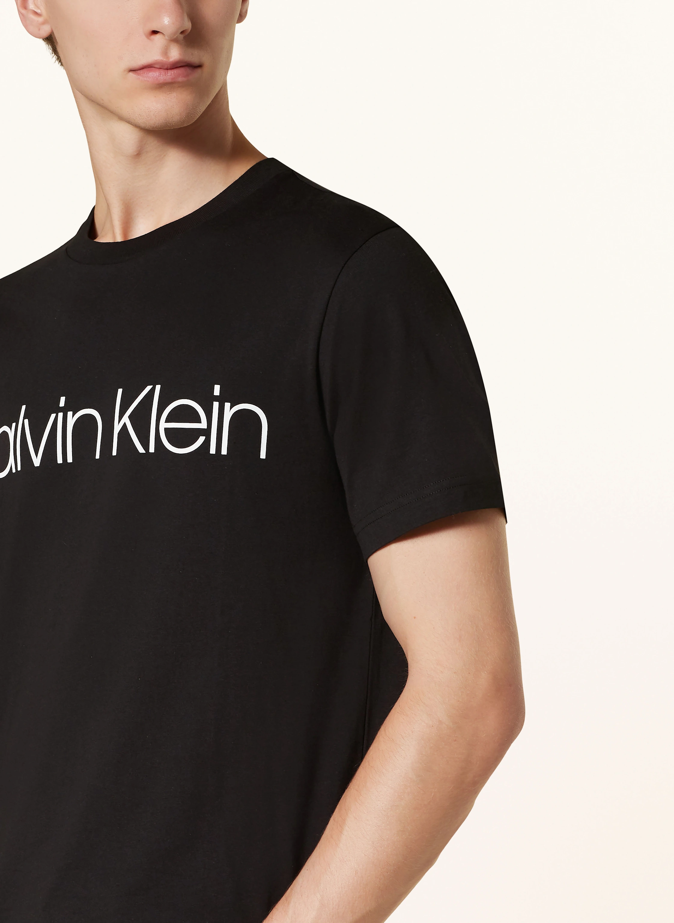 Calvin Klein T-Shirt
