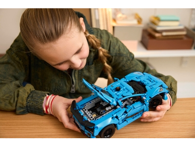 LEGO Chevrolet Corvette Stingray – blauw (42217)