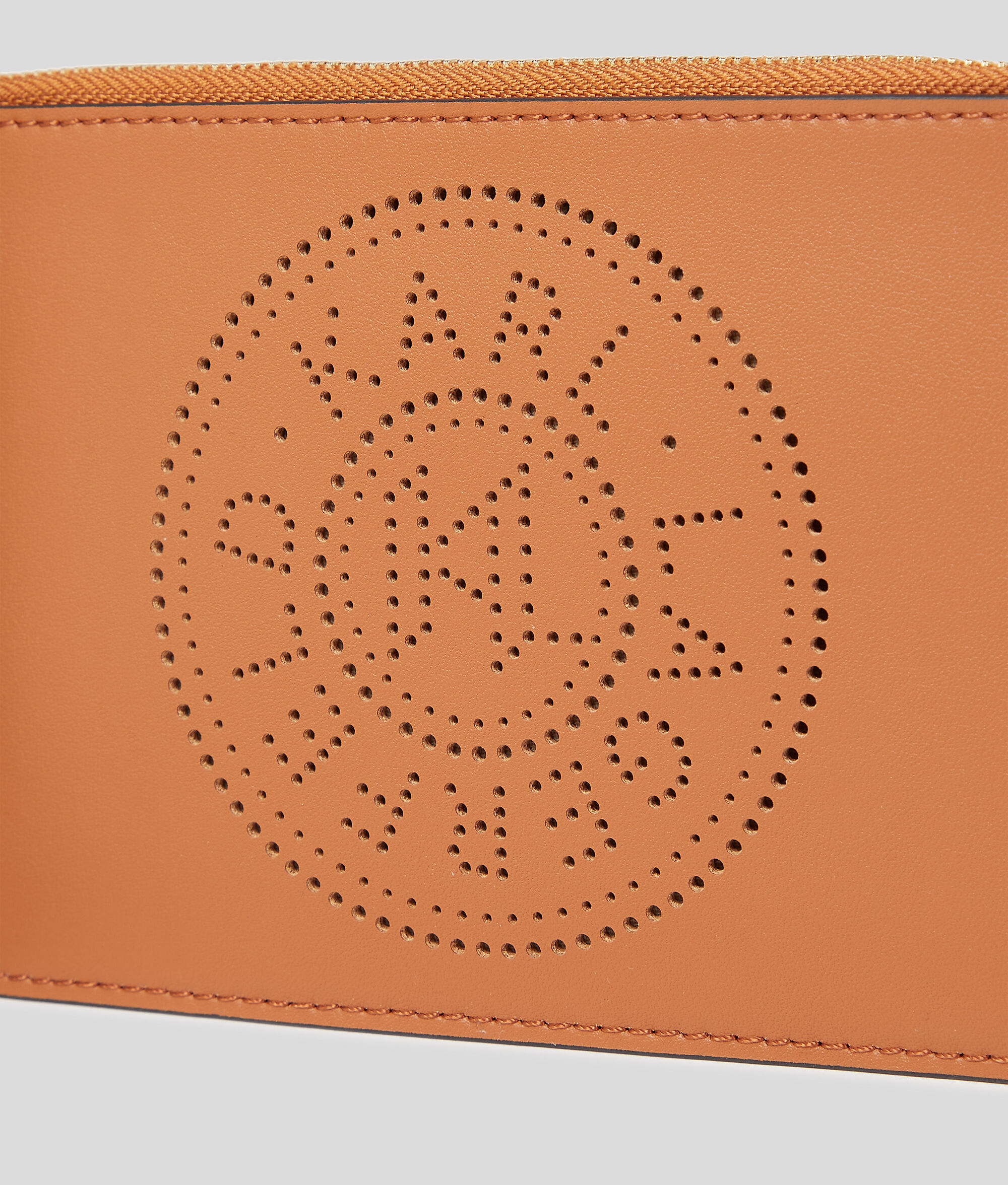 POCHETTE AVEC LOGO PERFORÉ K/CIRCLE