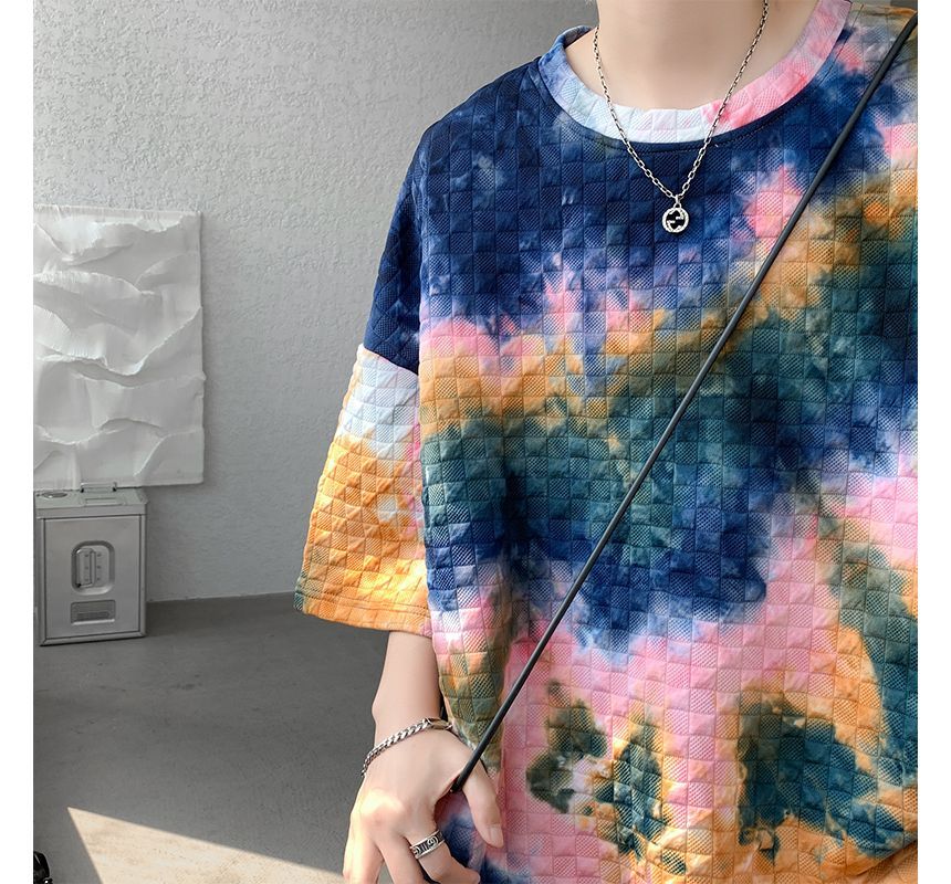 Freehop - Set: Tie-dye T-shirt met korte mouwen + shorts met hoge taille
