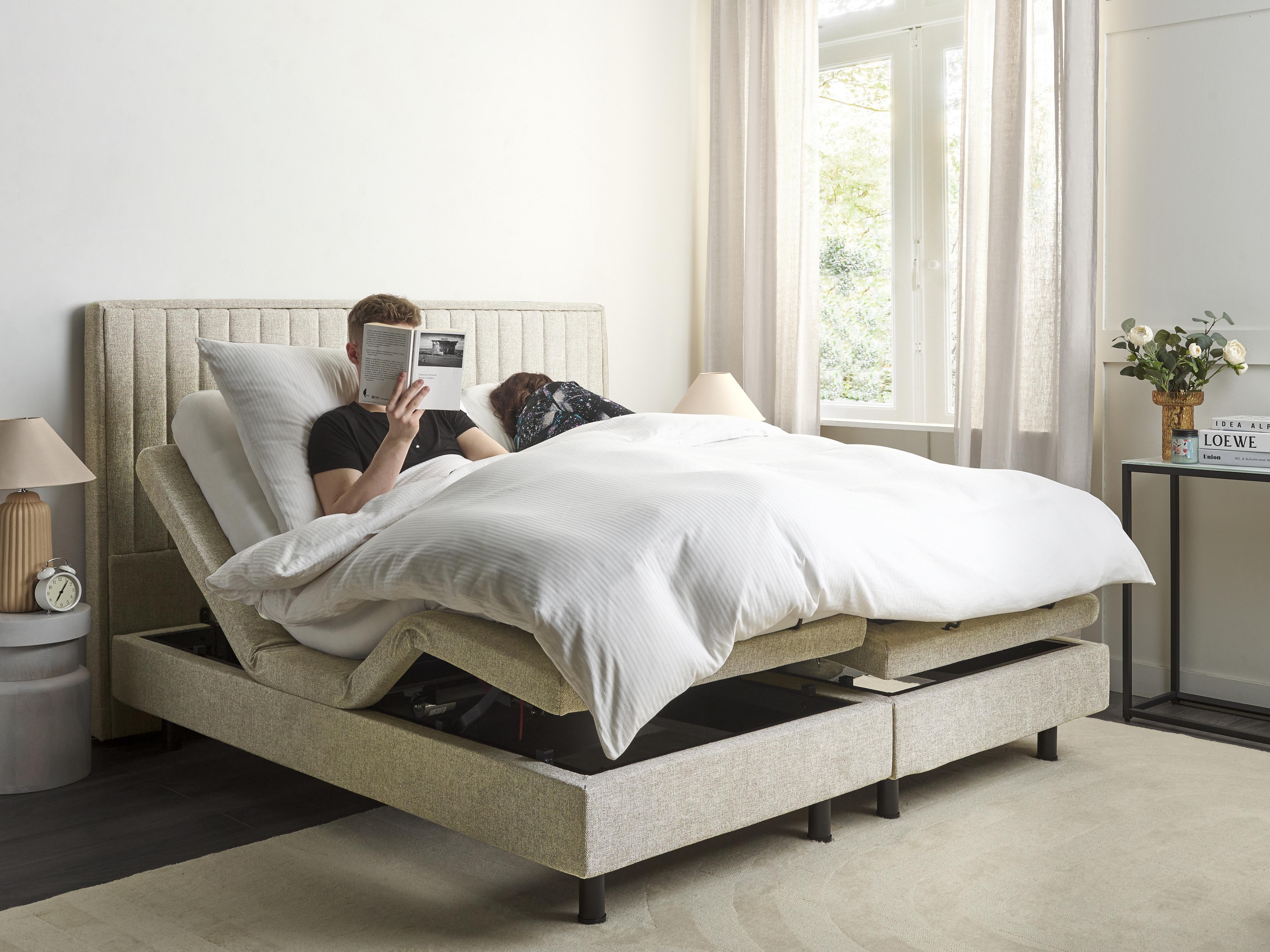 Verstelbaar bed Stof CASTELLAN 180 x 200 cm Beige