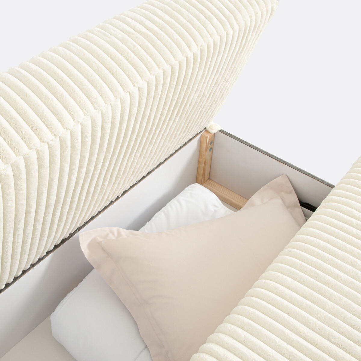 LA REDOUTE INTERIEURS<br>Sofá cama de 2 lugares.XL Maona veludo cotelê