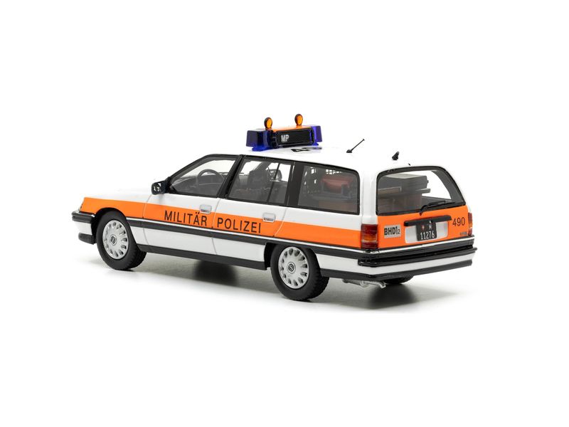 ACE Opel Omega A2 Militärpolizei 1:43 Modellfahrzeug der Militärpolizei