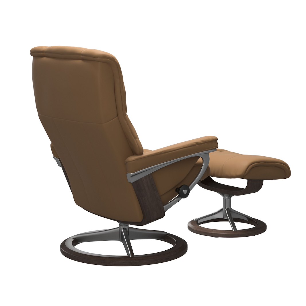 Mayfair (M) Signature lenestol med krakk Hud Paloma Spesial Taupe og Signature understell wengebeiset.