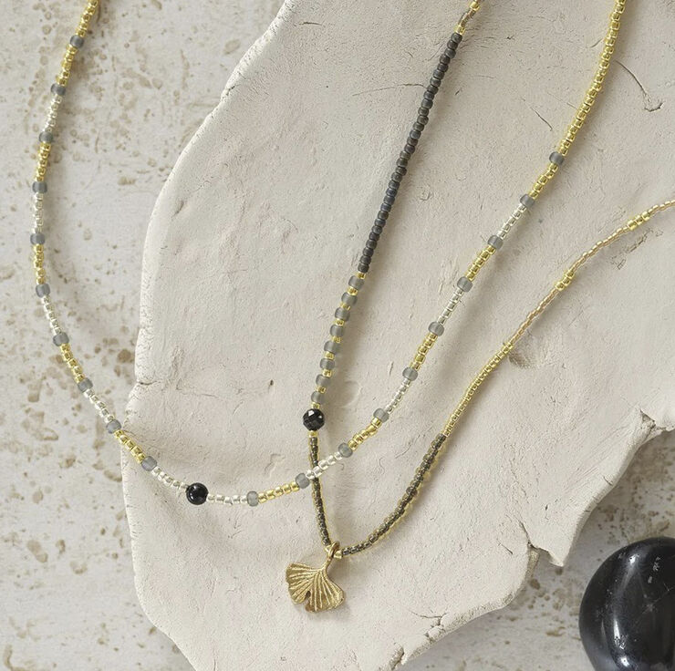 A Beautiful Story Adventurous Black Onyx Necklace GC Gold