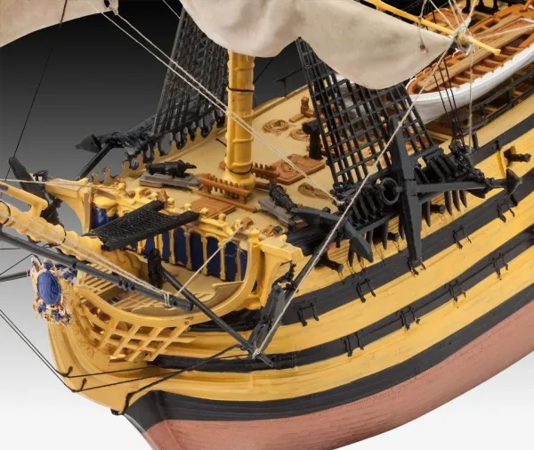 Revell modelskib 1:225, gavesæt BATTLE OF TRAFALGAR, skala 1:225, niveau 4, trofast kopi med mange detaljer, sejlskib HMS Victory, med grundlæggende tilbehør og plakat, 05767, 144 År