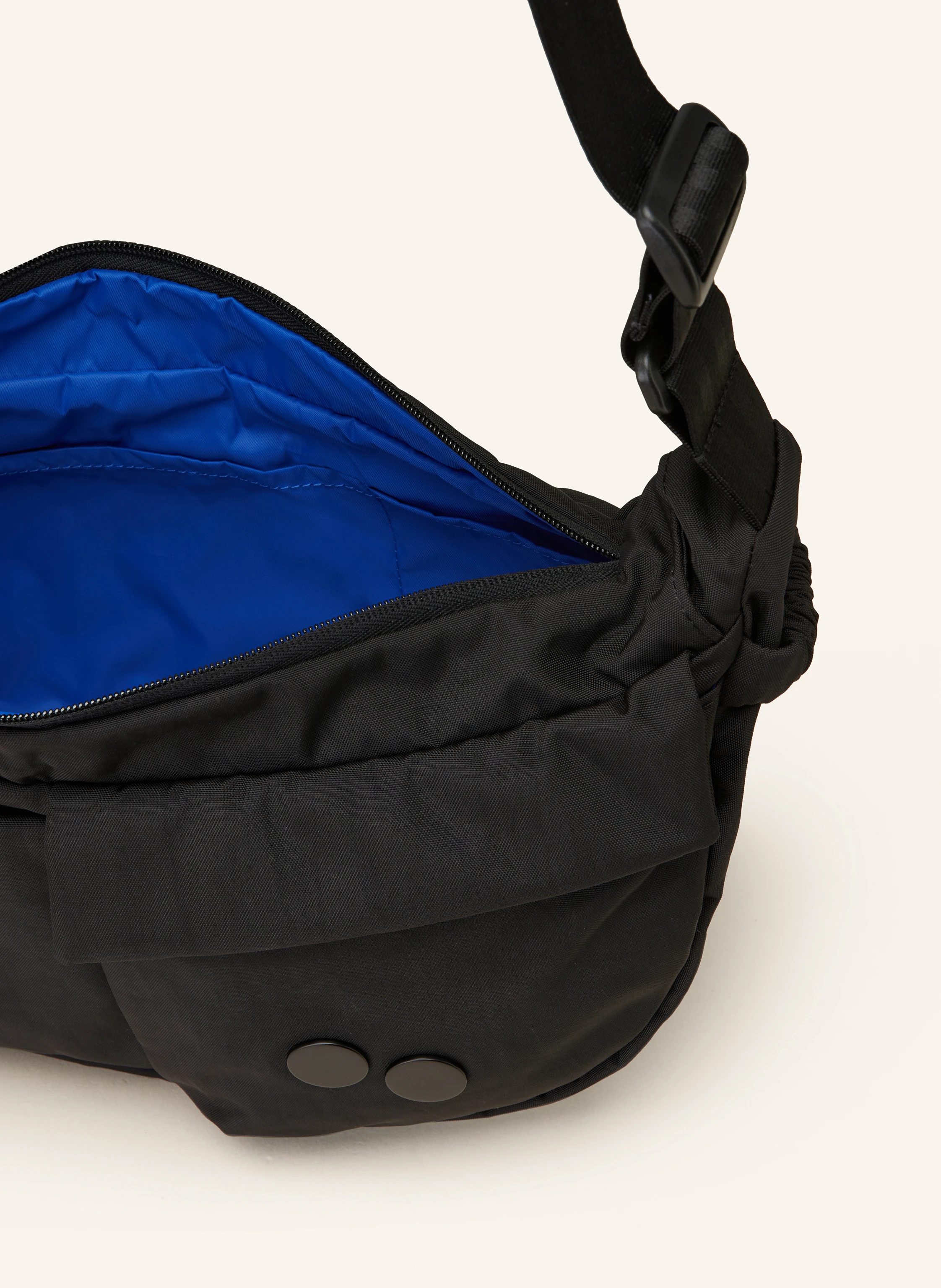 pinqponq Schultertasche KRUMM