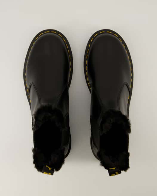 Dr. Martens 2976 Leonore Chelsea Boots in Schwarz