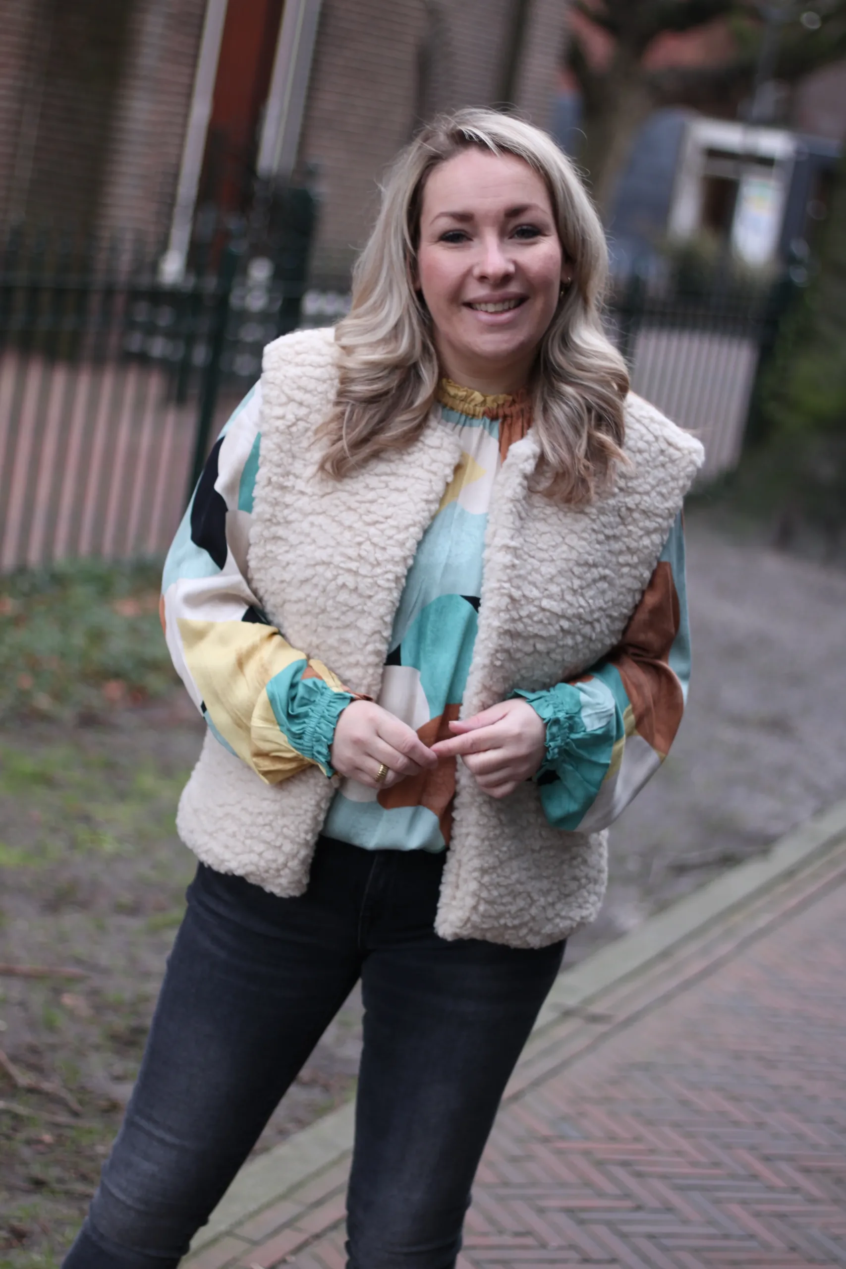 Culture - Dana Longsleeve Blouse - Green Milieu Art