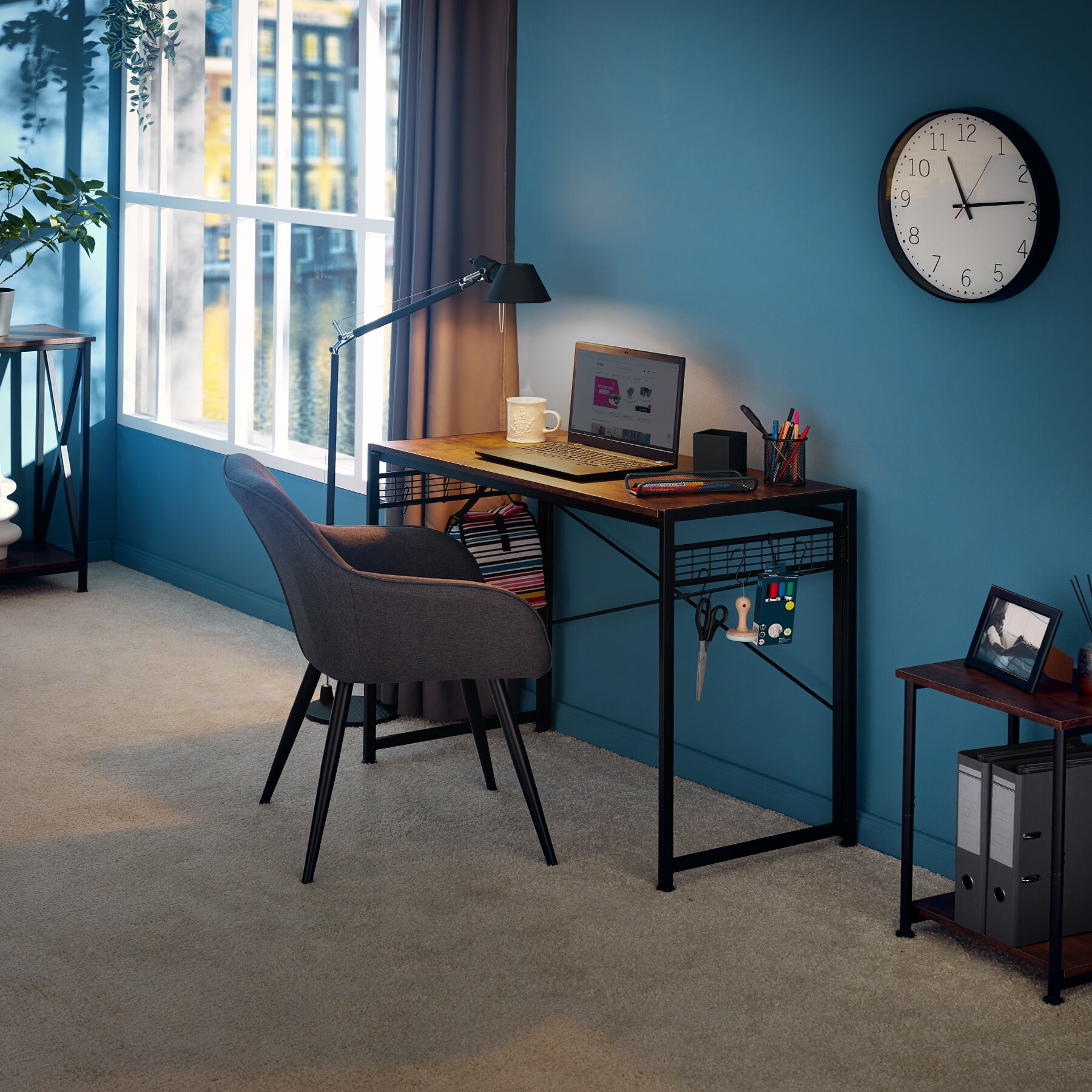 tectake® Schreibtisch, Industrial Style, klappbar, mit seitlichen Gitterflächen und 8 Haken, 102 x 51 x 77 cm