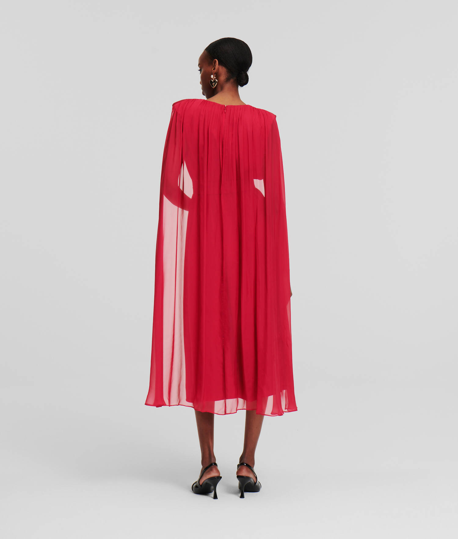 ROBE CAPE LONGUEUR MIDI
