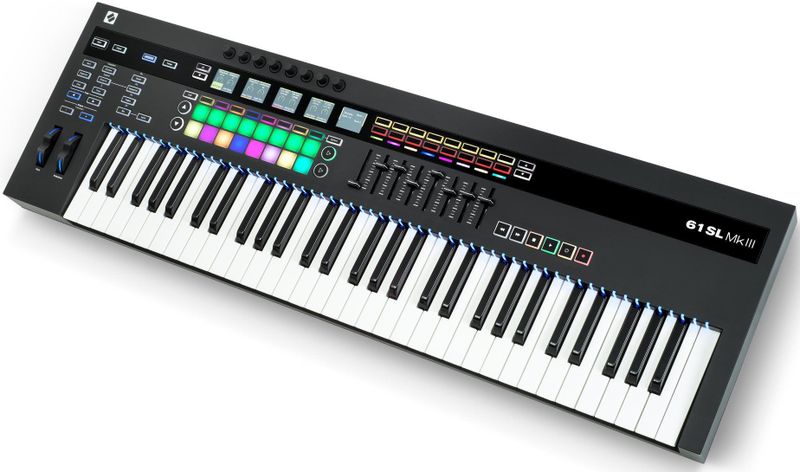 Novation - 61SL MKIII - MIDI-controller - Zwart - 61 Aanslaggevoelige Toetsen